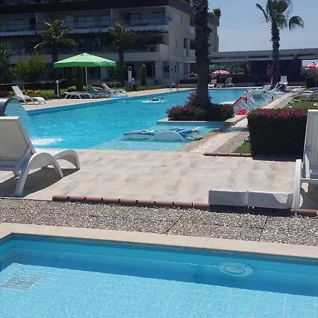 Apartment Babylon Sitesi Side
